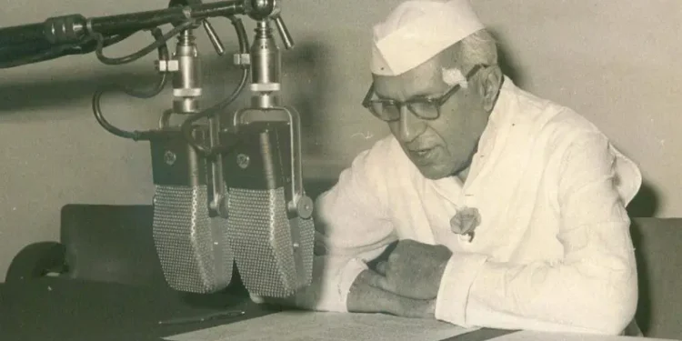 नेहरू के पत्र लौटाएं… सोनिया के पास 51 डिब्बों का रहस्य!, PM म्यूजियम ने राहुल को लिखी चिट्ठी