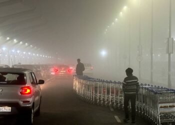airport-fog-delhi